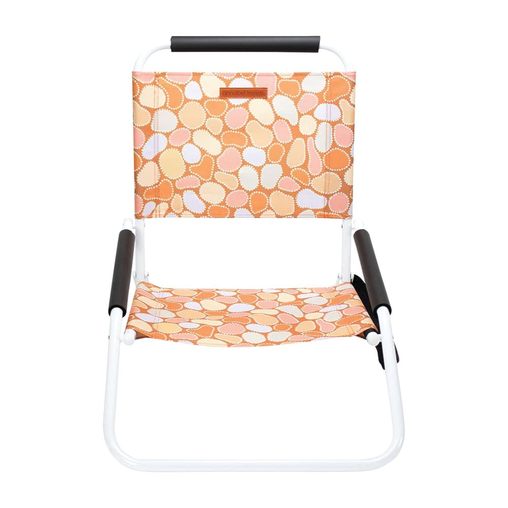 Low Beach Concert Chair Heart Shaped Rock - Umbrella Beach