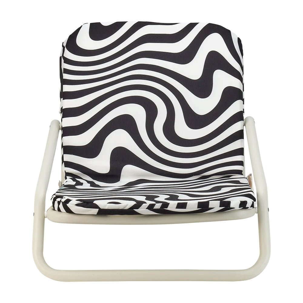 Deluxe Cushioned Beach Chair Hypnotic Swirl - Umbrella Beach