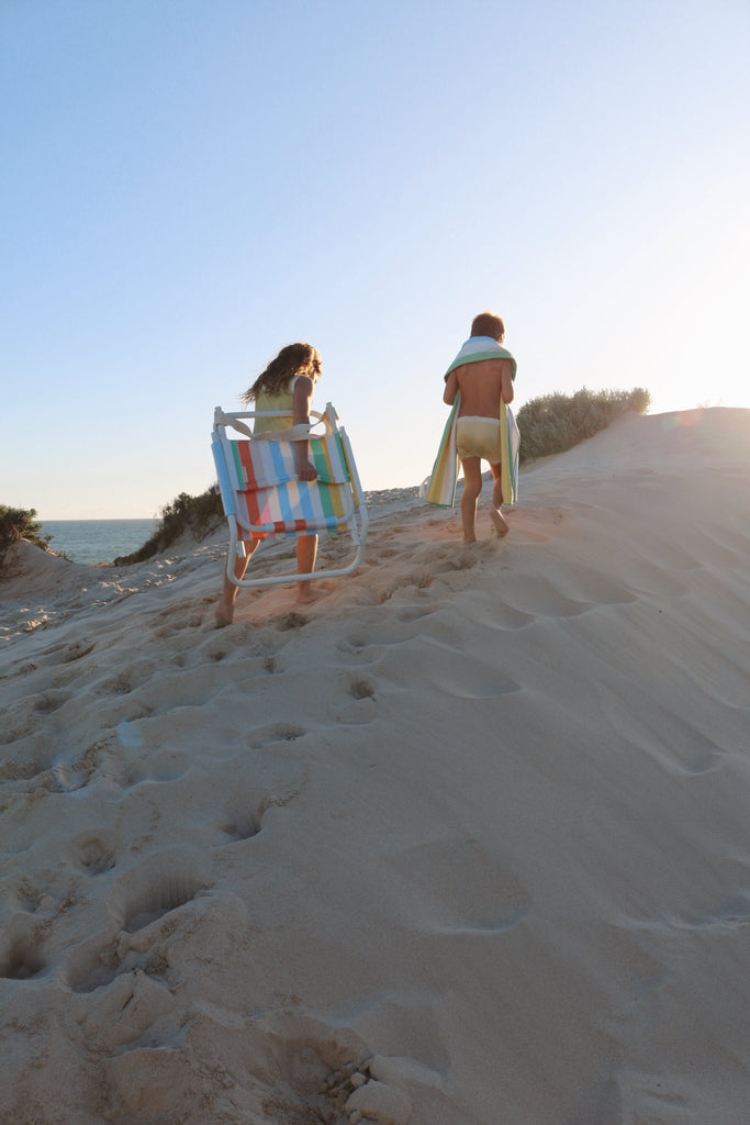 Sunnylife Low Beach Chair Utopia Multi - Umbrella Beach